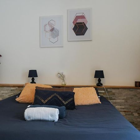 Studio Moderne, Hypercentre De Cholet, Arrivee Autonome ! Εξωτερικό φωτογραφία